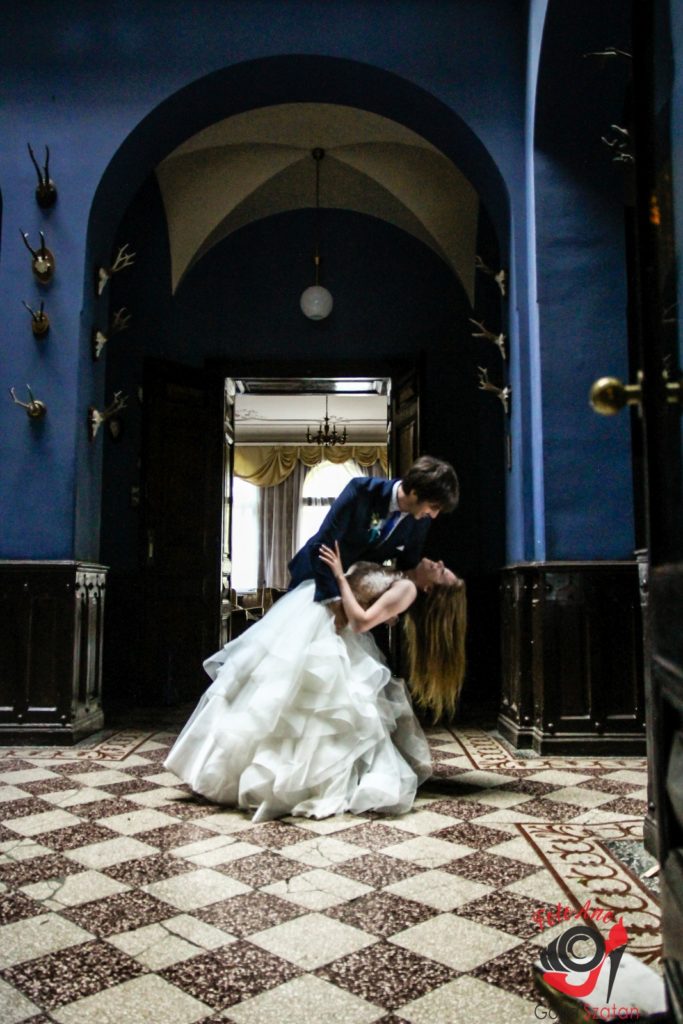 Sesja ślubna w pałacu - FotoAno